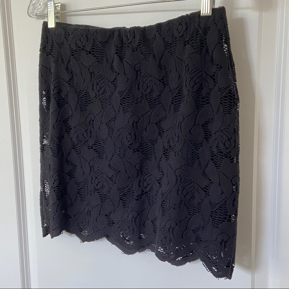 Zara black floral lace skirt size s